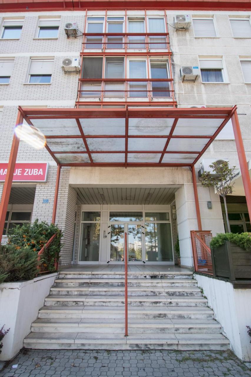 Arena'S Finest Apartment Belgrado Esterno foto