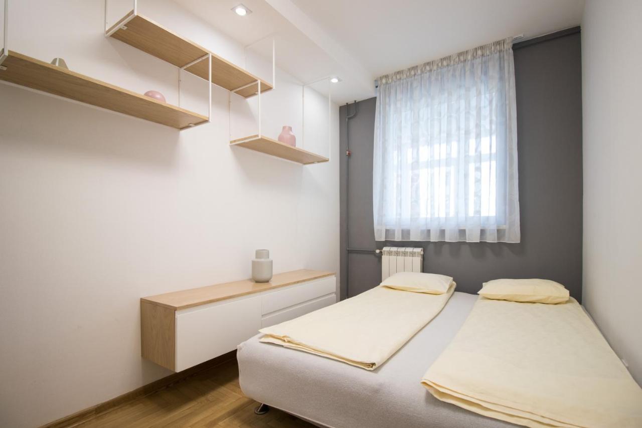 Arena'S Finest Apartment Belgrado Esterno foto