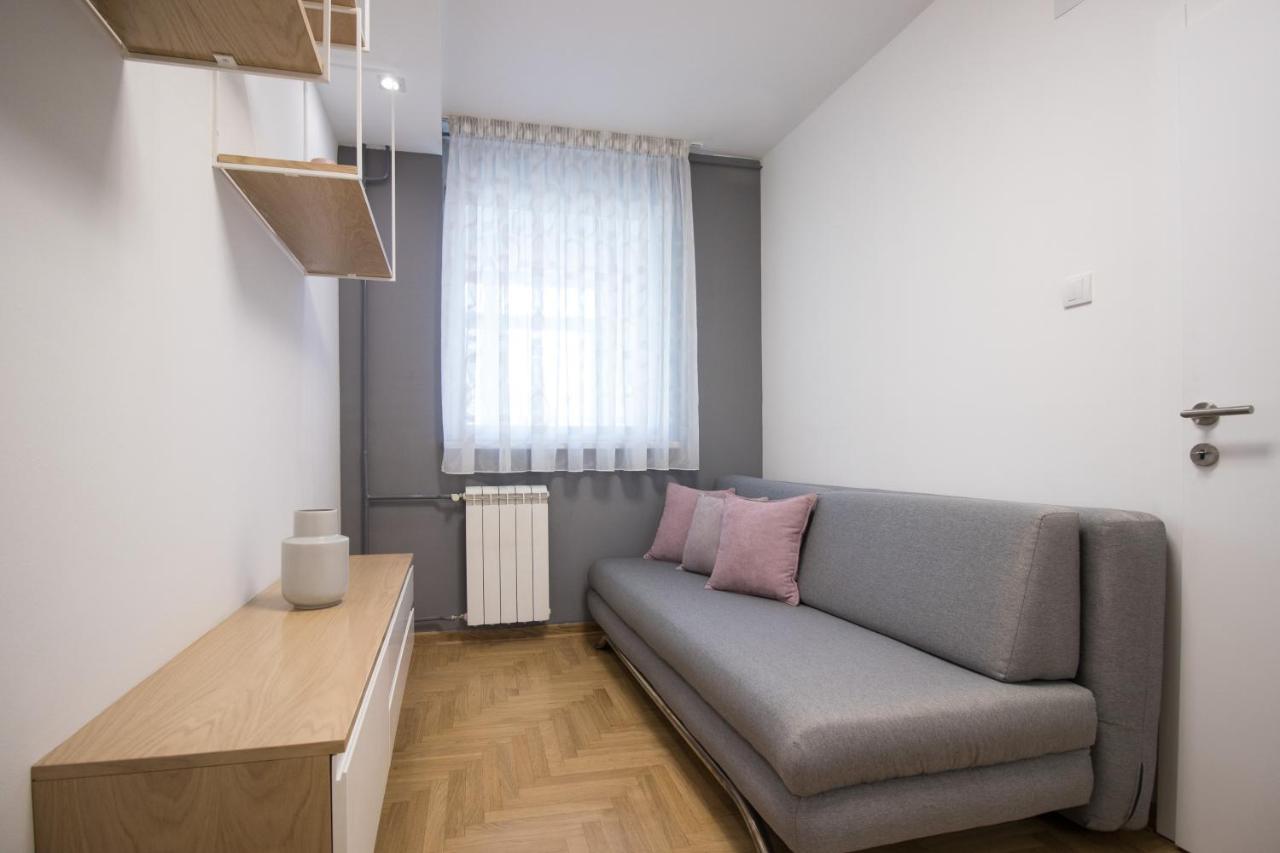 Arena'S Finest Apartment Belgrado Esterno foto